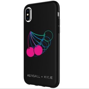 🔴 Kendall and Kylie iPhone X phone case cherries